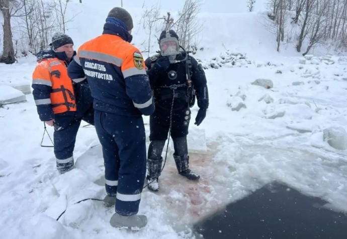 В Башкирии из озера достали более 1300 трупов В Башкирии из озера достали более 1300 трупов