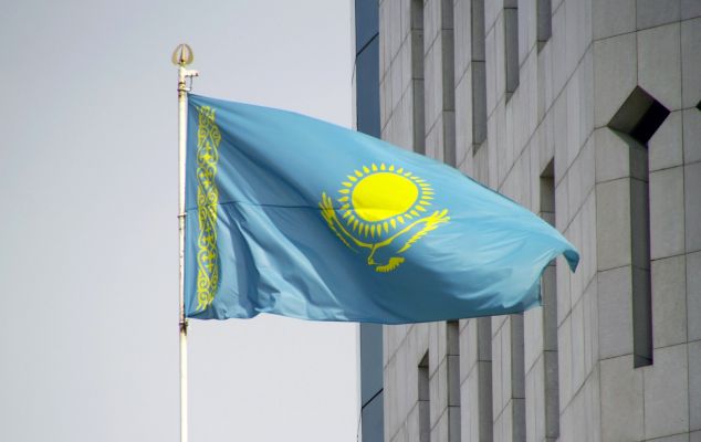 Парламент Казахстана одобрил законопроект о запрете пропаганды ЛГБТ* и педофилии Парламент Казахстана одобрил законопроект о запрете пропаганды ЛГБТ* и педофилии