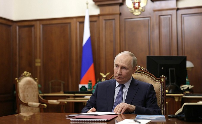 Встреча с главой Росприроднадзора Светланой Радионовой Встреча с главой Росприроднадзора Светланой Радионовой