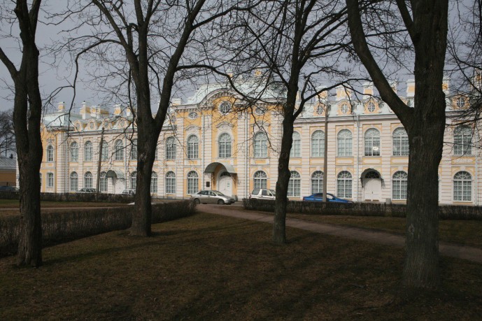 Александр Беглов: Выставка картин Мстислава Добужинского и Евгения Лансере в ГМЗ «Петергоф» подчеркивает значение художественного наследия Серебряного века для современного Петербурга Александр Беглов: Выставка картин Мстислава Добужинского и Евгения Лансере в ГМЗ «Петергоф» подчеркивает значение художественного наследия Серебряного века для современного Петербурга