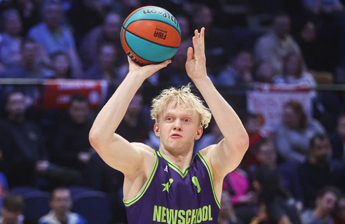 Суд Парижа постановил экстрадировать российского баскетболиста Касаткина в США Суд Парижа постановил экстрадировать российского баскетболиста Касаткина в США