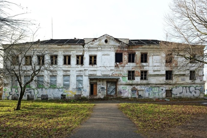 В Ярославле продали «Дом Чарышникова» почти за 32 миллиона рублей В Ярославле продали «Дом Чарышникова» почти за 32 миллиона рублей