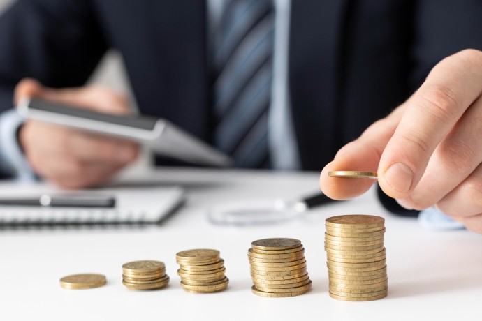 Лавров заявил, что Россия  вынуждена искать альтернативные платёжные платформы