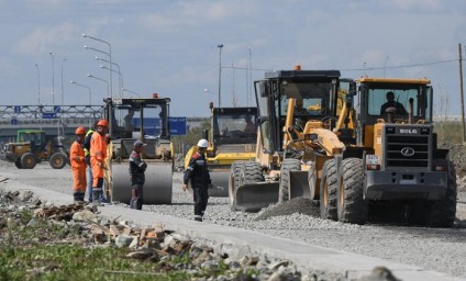Хуснуллин заявил о перевыполнении почти всеми регионами России плана по строительству дорог