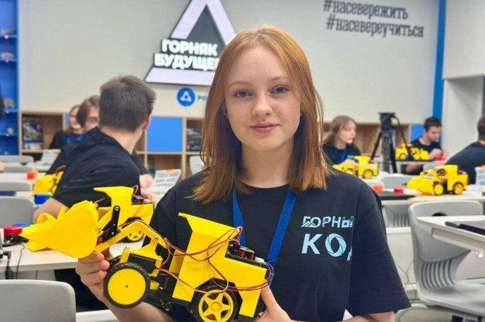 В Ревде запустили класс робототехники в рамках проекта «Горный код»