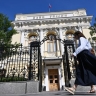 Все говорят о скором снижении ключевой ставки. Когда россиянам вернут доступную ипотеку и дешевые кредиты?