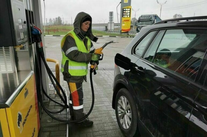 Минэнерго ждет стабилизации цен на бензин за счет запрета экспорта