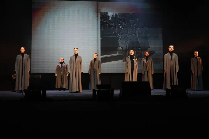 «Мастерская «12» Никиты Михалкова» показала в Чебоксарах «Поэзию созидания» «Мастерская «12» Никиты Михалкова» показала в Чебоксарах «Поэзию созидания»