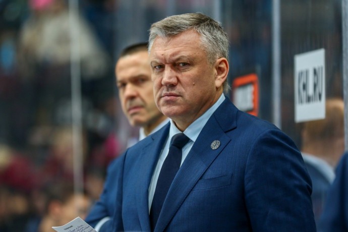 Главный тренер "Сибири" после поражения 0:7 обвинил журналистов: "Вы – раскольники"