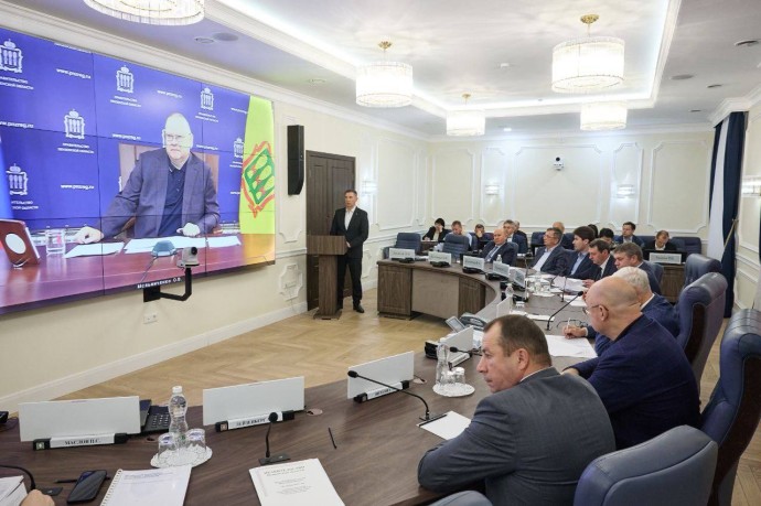 Мельниченко раскритиковал благоустройство Пензы и потребовал навести порядок