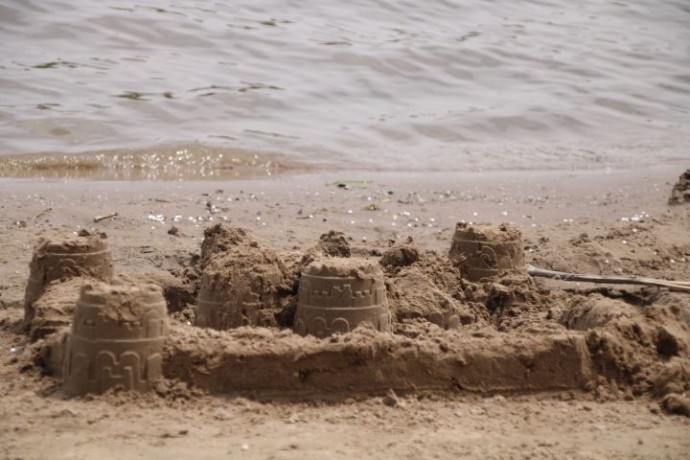 Мертвых мужчин нашли в астраханских водоемах Мертвых мужчин нашли в астраханских водоемах