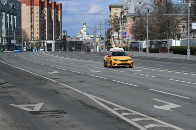 Дептранс: До 20 декабря закроют одну полосу для движения на Большой Якиманке