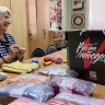 Ярославские пенсионерки вяжут специальные варежки по запросу бойцов СВО