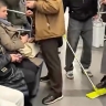 В Москве пассажир решил помыть пол в вагоне метро и попал на видео