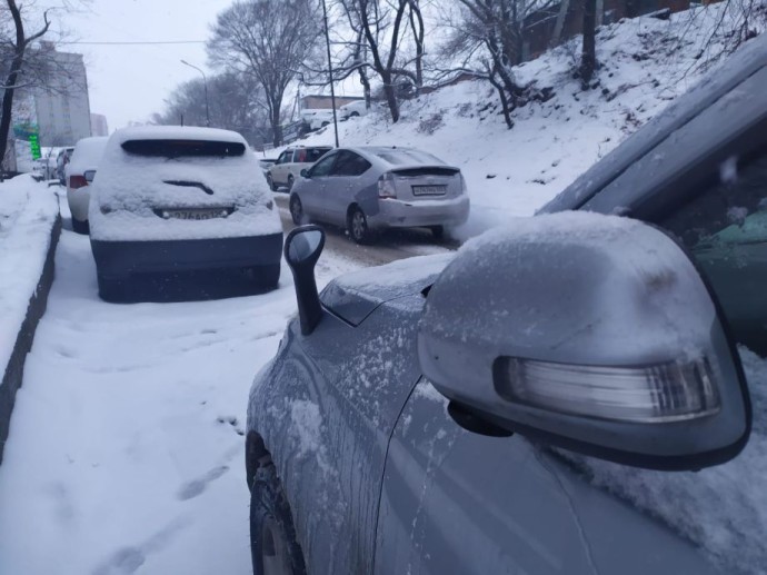 Ледяной дождь, снегопад и 25-градусный мороз обрушатся на Приморье. Названа дата