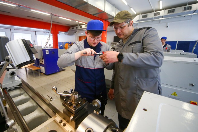 48% российских компаний внедрили наставничество для новичков 48% российских компаний внедрили наставничество для новичков