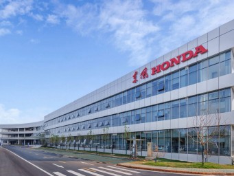 Выпуск автомобилей Honda запланирован к остановке из-за нехватки чипов