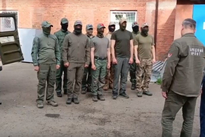 В Курской области сапёрам МЧС передали технику для отдыха и быта