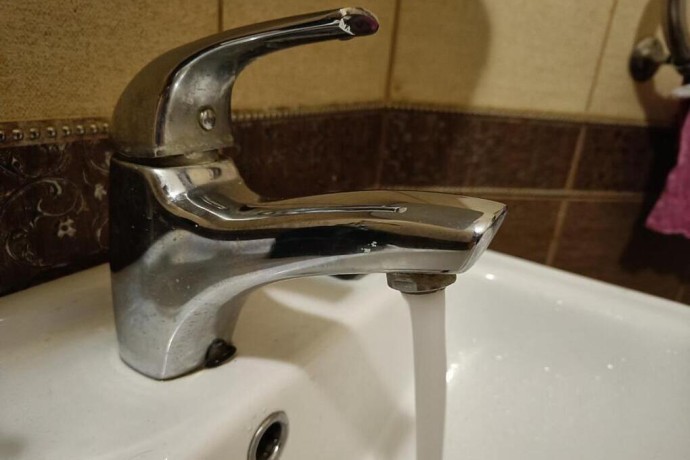 На Прозрачной в Сочи устраняют аварию на водоводе На Прозрачной в Сочи устраняют аварию на водоводе