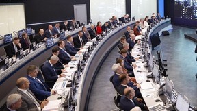 Михаил Мишустин провёл стратегическую сессию о развитии скоростного транспортного сообщения