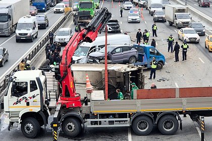 Движение по МКАД заблокировано из-за массового ДТП