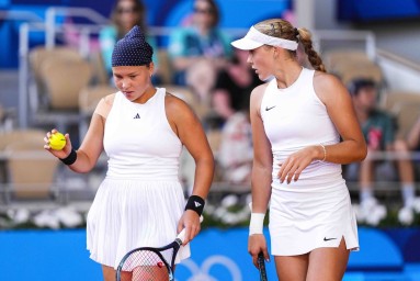 Андреева и Шнайдер лишились шансов на выход в плей-офф Итогового турнира WTA