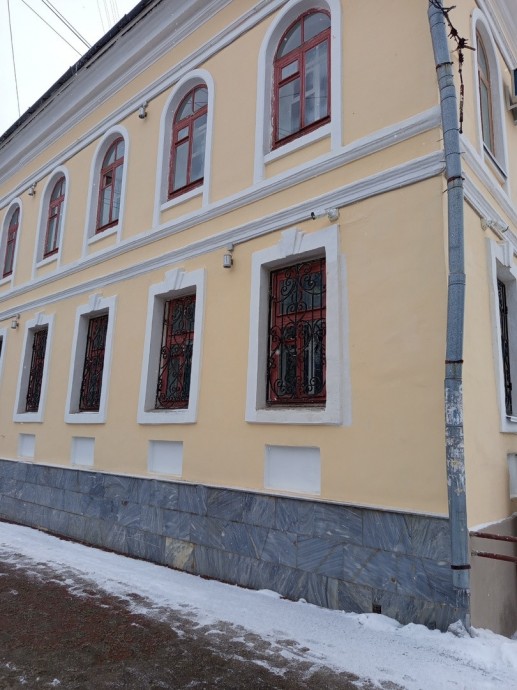 В Кирове пропала мемориальная доска императорам
