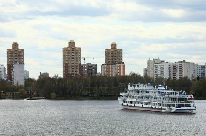 Речные круизы поможет спасти кешбэк