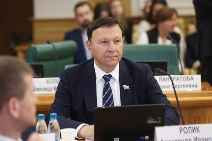 Александр Ролик: В основе достигнутых результатов выстроенное слаженное взаимодействие всех ветвей власти и диалог с жителями