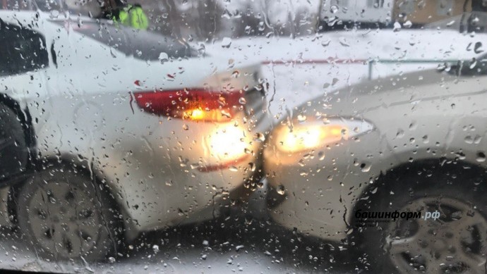 На дорогах Башкирии с начала года погибли 340 человек На дорогах Башкирии с начала года погибли 340 человек