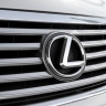 Из-под носа госохраны: У жены премьера Польши Туска угнали Lexus из дома