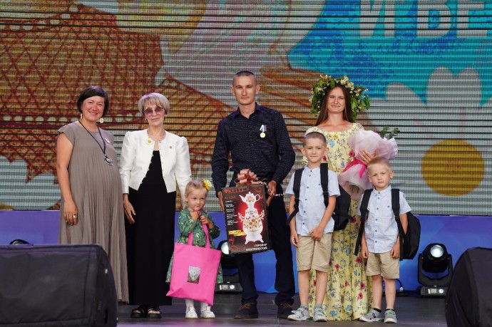 Радий Хабиров рассказал о семье из Башкирии Радий Хабиров рассказал о семье из Башкирии