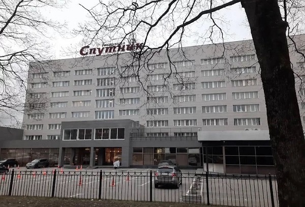 В подвале гостиницы «Спутник» в Санкт-Петербурге обнаружен схрон с боеприпасами