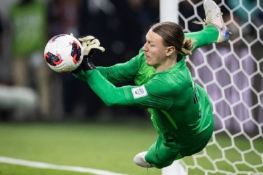 В России Сафонова сравнили с Яшиным. Но лишь Мостовой заметил один нюанс