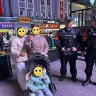Полицейские Хэйхэ помогли российским туристам вернуть забытые вещи