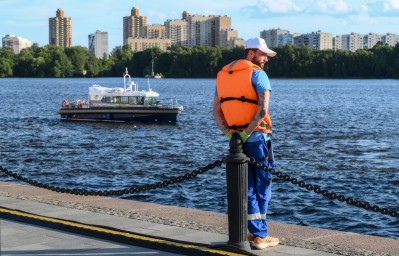 Вирусолог Викулов предостерег от купания в Москве-реке