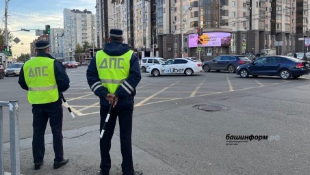 В Уфе задержали подростков 14 и 16 лет за рулем мопедов