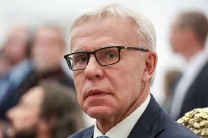 Фетисов выступил за возобновление продажи пива на стадионах. Фетисов выступил за возобновление продажи пива на стадионах.