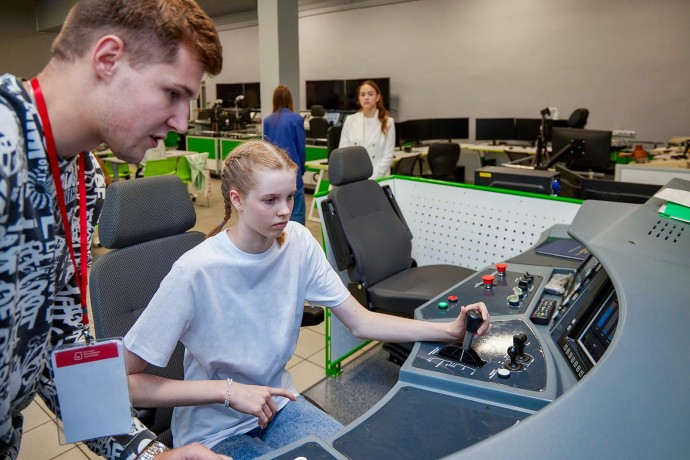 Школьники смогут попробовать себя более чем в 150 профессиях на дне открытых дверей в колледжах столицы Школьники смогут попробовать себя более чем в 150 профессиях на дне открытых дверей в колледжах столицы