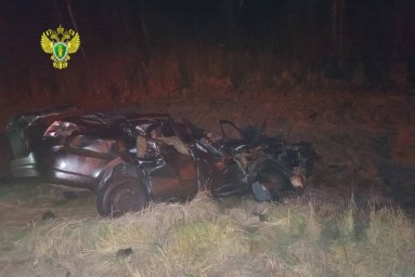 Молодой водитель погиб во время аварии с двумя фурами на костромской трассе