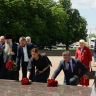 Александр Шуваев поучаствовал в церемонии перезахоронения 27 бойцов, погибших в годы войны