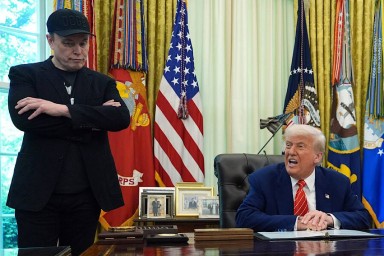 Илон Маск проигнорировал приглашение на встречу с Дональдом Трампом