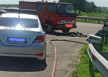 Один человек погиб, один — пострадал в ДТП с мотоциклом под Благовещенском