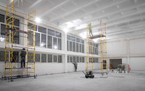 В Курске ремонт спортзала в школе №36 затянулся и может привести к расторжению контракта В Курске ремонт спортзала в школе №36 затянулся и может привести к расторжению контракта