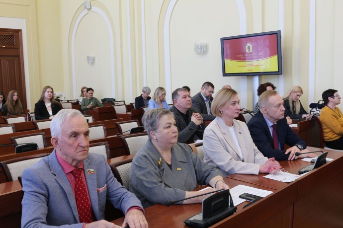 В Ярославской области представили доклад о состоянии гражданского общества по итогам 2025 года