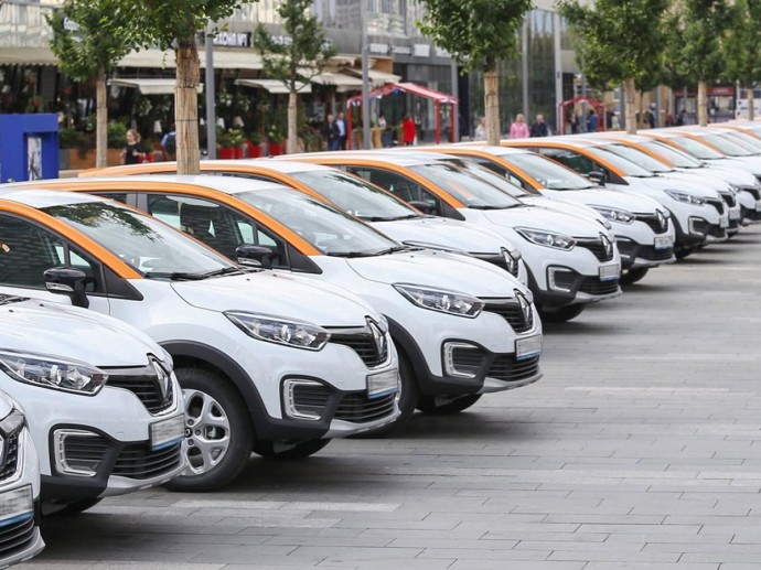 Делимобиль пускает в долю: теперь на чужих машинах можно зарабатывать, не купив ни одной