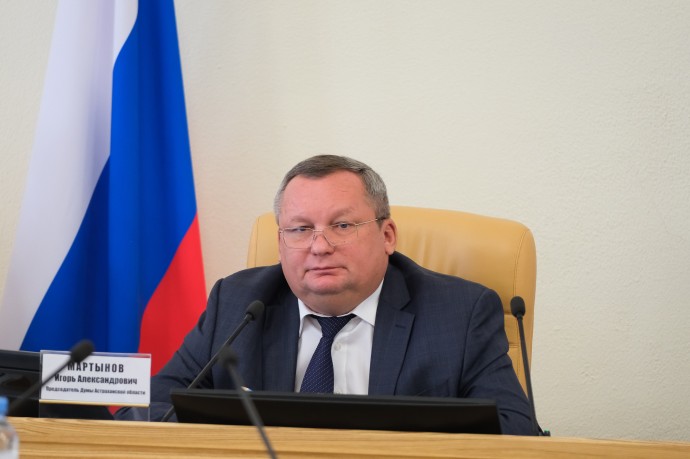 Бюджетные игры: астраханские коммунисты не поддались «прессингу» главы облдумы Бюджетные игры: астраханские коммунисты не поддались «прессингу» главы облдумы