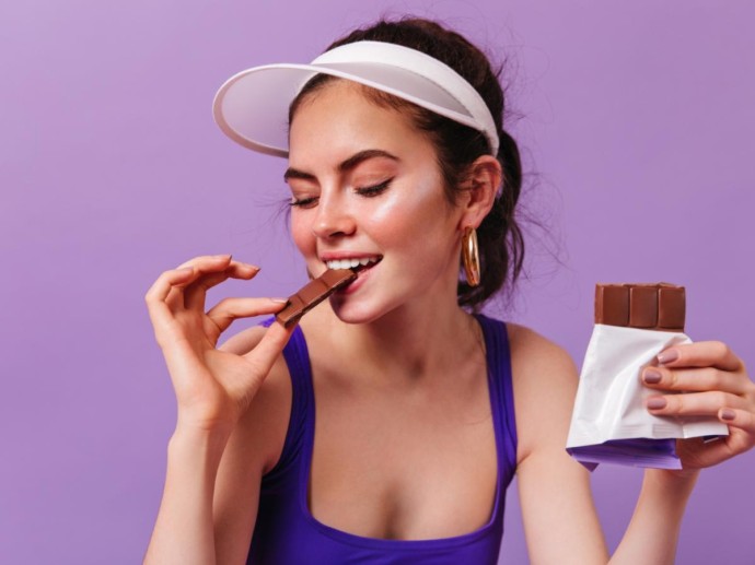 Сахар и быстрые углеводы ускоряют старение кожи из-за гликирования Сахар и быстрые углеводы ускоряют старение кожи из-за гликирования