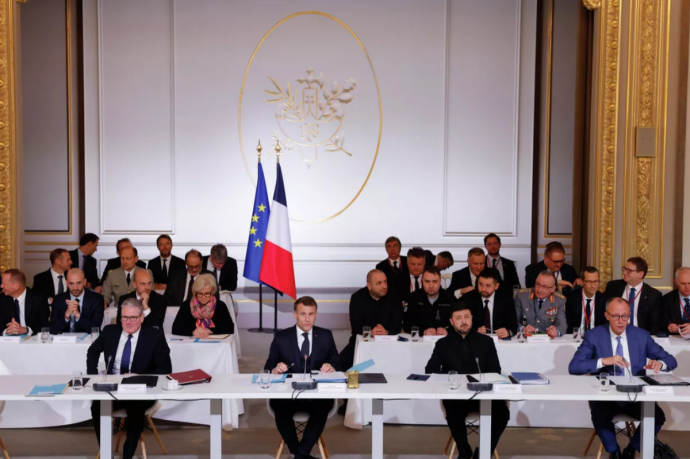 Коллективное безумие «желающих»: западные СМИ раскритиковали обращения ЕС к США по гарантиям для Киева Коллективное безумие «желающих»: западные СМИ раскритиковали обращения ЕС к США по гарантиям для Киева