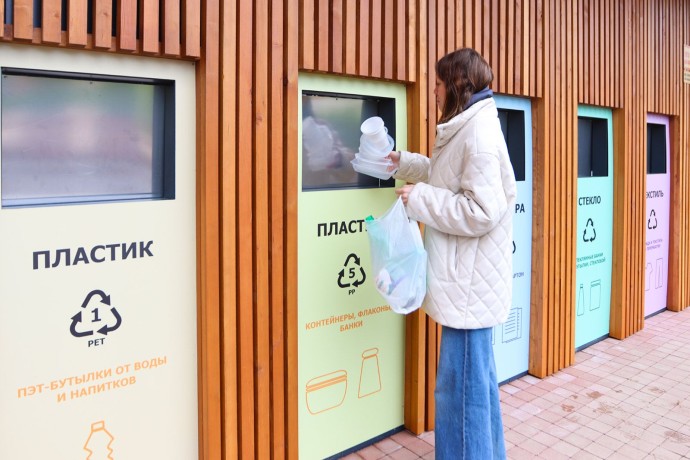 В Москве открылся первый экоцентр, где жителей обучат раздельному сбору мусора В Москве открылся первый экоцентр, где жителей обучат раздельному сбору мусора